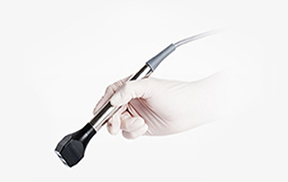 Holding InMode device in FORMA mode for skin tightening and anti-aging